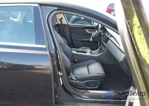 2016 Jaguar Xf 35T Premium from USA, damaged, VIN SAJBJ4BV6GCY19465